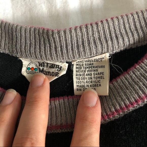 Vintage Puff Embroidered Sweater - Picture 4 of 4